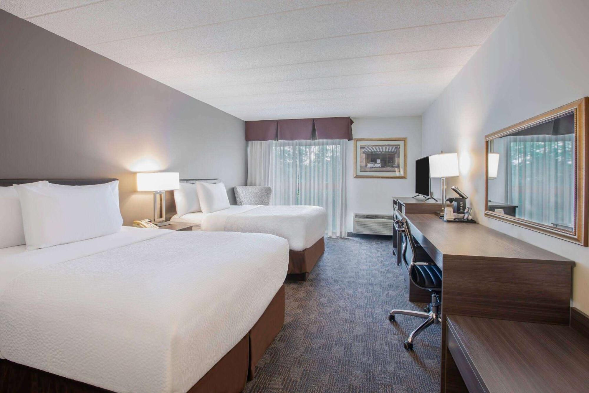 Days Inn By Wyndham Sudbury & Conference Centre Zewnętrze zdjęcie